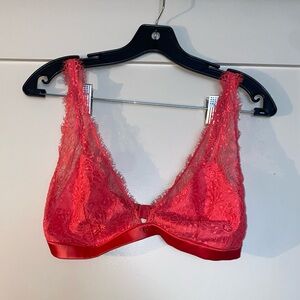 hot pink victorias secret bralette